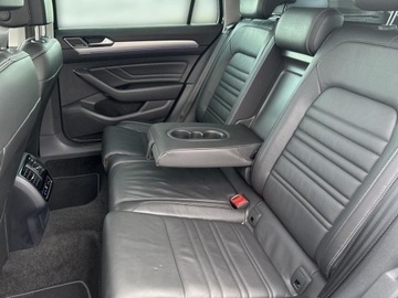 Volkswagen Passat B8 Variant Facelifting 2.0 TDI SCR 200KM 2022 Volkswagen Passat TDI 200KM R-Line DSG Harman Kardon LED Matrix Panora, zdjęcie 26