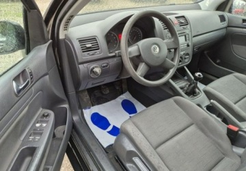 Volkswagen Golf V 2005 Volkswagen Golf Zadbany 1.4 Benzyna 84KM, zdjęcie 9