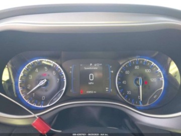 Chrysler Pacifica II 2020 Chrysler Pacifica Touring 2020 3.6l 3.6 Benzyna 287KM, zdjęcie 10