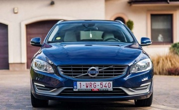 Volvo V60 I Kombi Facelifting 2.0 D4 DRIVE-E 181KM 2015 Volvo V60 Volvo V60 D4 Ocean Race 2.0 Diesel 181KM, zdjęcie 2
