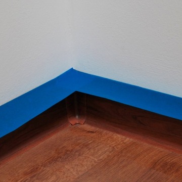 ЛЕНТА ДЛЯ МАШИНЫ СИНИЙ ДЕЛЬФИН 48 мм x 50 МЕТРОВ ПРОЧНАЯ АНТИПРИГРАЮЩАЯСЯ