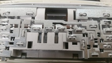 LAMPA KABINY 2048204901 MERCEDES C117 CLA