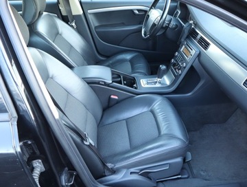 Volvo V70 III Kombi 2.4 D5 185KM 2008 Volvo V70 D5, 182 KM, Automat, Navi, Klima, zdjęcie 8