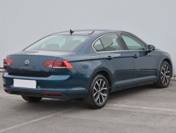 Volkswagen Passat B8 Limousine Facelifting 2.0 TDI SCR 150KM 2021 VW Passat 2.0 TDI, Salon Polska, Automat, Navi, zdjęcie 4