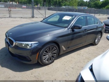 BMW Seria 5 G30-G31 2019 BMW Seria 5 2019, 2.0L, 4x4, 530I 2.0 Benzyna 248KM, zdjęcie 2