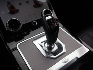 Land Rover Range Rover Evoque II SUV 2.0 Si4 200KM 2021 Land Rover Range Rover Evoque P200 AWD, zdjęcie 12