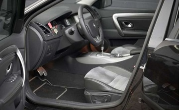 Renault Laguna III Hatchback 2.0T 16v 170KM 2011 Renault Laguna Renault Laguna 2.0 TCe 170 Initiale 2.0 Benzyna 170KM, zdjęcie 9