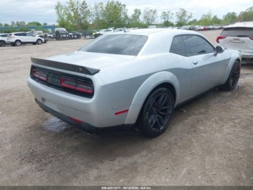 Dodge Challenger III 2022 Dodge Challenger RT Scat Pack Widebody 2022 6.4l 6.4 Benzyna 485KM, zdjęcie 5