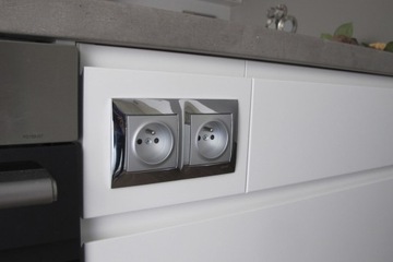 КНОПКА ЗВОНКА SIMON 54 С ПОДСВЕТКОЙ АНТРАЦИТОВОГО цвета