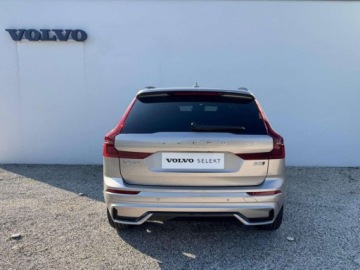 Volvo XC60 II 2026 VOLVO XC60 B5 AWD Ultra Dark Suv 2.0 (250KM) 2026, zdjęcie 2