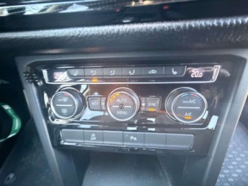 Volkswagen Touran III 1.6 TDI 115KM 2018 Volkswagen Touran RATY 1.6 TDI 7 osobowy Klimatronic Navi Zarej w PL Gwara, zdjęcie 13