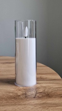 Светодиодная свеча в корпусе, вставка 15 см, с батарейками - белая