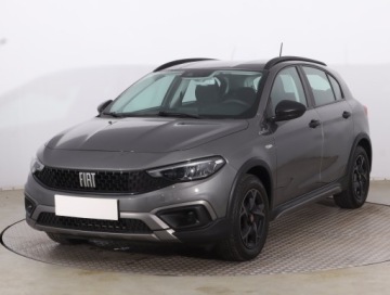 Fiat Tipo II Hatchback Facelifting 1.0 T3 Turbo 100KM 2022 Fiat Tipo 1.0 FireFly, Salon Polska, Serwis ASO, zdjęcie 1