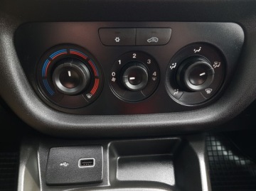 Fiat Doblo IV 1.6 MultiJet 120KM 2021 FIAT DOBLO XL L2H2 5 OSÓB DŁUGI WYSOKI KLIMA 6-BIEGÓW KRAJOWY I-WŁAŚCICIEL, zdjęcie 26