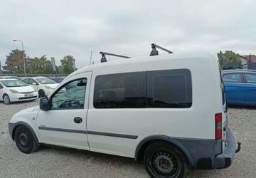 Opel Combo C Van 1.7 DTI ECOTEC 75KM 2004 Opel Combo Opel Combo 1.7 Diesel 75KM, zdjęcie 2