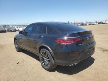 Mercedes GLC C253 2020 Mercedes-Benz GLC 2020 Mercedes-Benz GLC GLC 300 4MATIC Coupe 2.0 Benzyna, zdjęcie 2