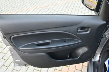 Mitsubishi Space Star Hatchback 5d Facelifting II 1.2 71KM 2022 Mitsubishi Space Star 1.2 Benzyna 71KM Manual 2022, zdjęcie 20