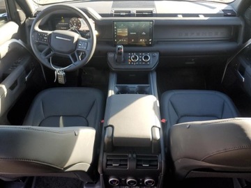 Land Rover Defender IV (L663) 2025 Land Rover Defender 130 X-Dynamic SE 2025 3.0l 3.0 Benzyna 395KM, zdjęcie 8