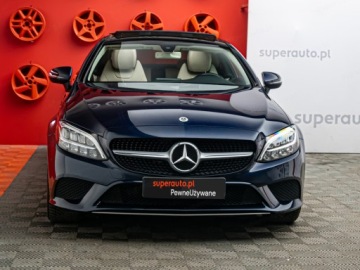 Mercedes Klasa C W205 Coupe Facelifting 2.0 300 258KM 2019 MERCEDES-BENZ C Klasa C 300 9G-TRONIC 2.0 258KM 2019, zdjęcie 1