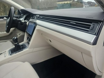 Volkswagen Passat B8 Variant 1.6 TDI 120KM 2015 Volkswagen Passat Moonstone Grey KAMERA BlueMotion, zdjęcie 14