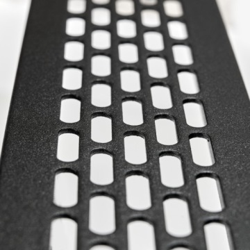 2 x АЛЮМИНИЕВАЯ МЕБЕЛЬНАЯ ВЕНТИЛЯЦИОННАЯ РЕШЕТКА ДЛЯ МЕТАЛЛИЧЕСКОЙ МЕБЕЛИ 60x245 - БЕЛАЯ