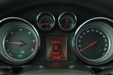 Opel Insignia I Sports Tourer 2.0 CDTI ECOTEC 160KM 2009 Opel Insignia 2.0 CDTI, Klima, Klimatronic,ALU, zdjęcie 7