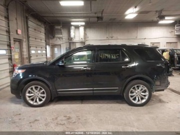 Ford Explorer V 3.5 V6 Duratec 290KM 2015 Ford Explorer 2015 Ford Explorer 4WD 4dr XLT 3.5 Benzyna 290KM, zdjęcie 3