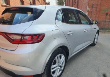 Renault Megane IV Hatchback 5d 1.2 Energy TCe 100KM 2016 Renault Megane LED Bezwypadkowa Serwis GetHelp 1.2 Benzyna 100KM, zdjęcie 3