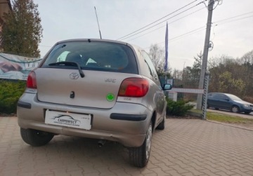 Toyota Yaris I 2003 Toyota Yaris Fajny Stan Brak korozji KLIMA Elektryka Zobacz Benzyna, zdjęcie 3