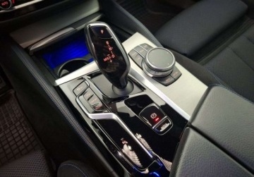 BMW Seria 5 G30-G31 Limuzyna Facelifting 2.0 520d 190KM 2021 BMW Seria 5 520d xDrive, M Pakiet, Fakutra VAT 23, Salon Polska, Serwis ASO, zdjęcie 15