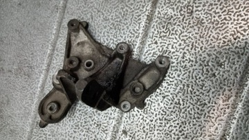 DRŽÁK MOTORU PEUGEOT 407 I KOMBI 05R 2.0HDI 9648584680