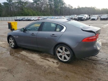 Jaguar XE 2017 Jaguar XE 2017r., Premium, 2L, od ubezpieczalni 2.0 Benzyna 243KM, zdjęcie 1
