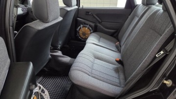 Volkswagen Passat B3 Sedan 1.8 90KM 1990 Volkswagen Passat Pierwszy wlasciciel, Samochod dyskoteka - zobacz zdjecia, zdjęcie 13