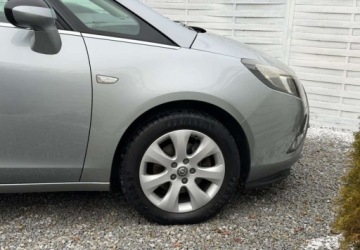 Opel Zafira C Tourer 2.0 CDTI ECOTEC 130KM 2013 Opel Zafira Opel Zafira Tourer 2.0 CDTI Edition 2.0 Diesel 130KM, zdjęcie 23