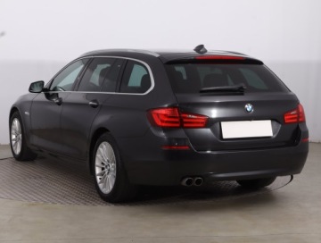 BMW Seria 5 F10-F11 Touring 520d 184KM 2013 BMW 5 520d, 181 KM, Skóra, Navi, Xenon, Bi-Xenon, zdjęcie 3