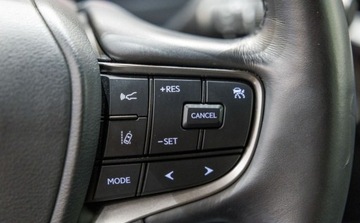 Lexus UX 2023 Lexus UX 250h GPF F Sport Design 2WD 2.0 Benzyna 184KM, zdjęcie 31