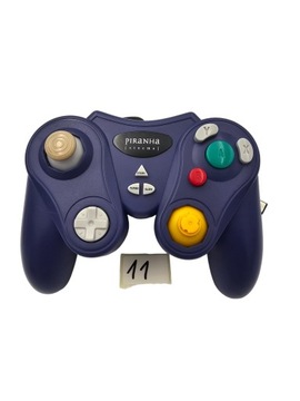 GAMECUBE PIRANHA BLUE PAD