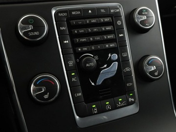 Volvo V60 I Kombi Facelifting 2.0 D3 DRIVE-E 150KM 2016 Volvo V60 FV23% automat skóra navi klima auto, zdjęcie 26