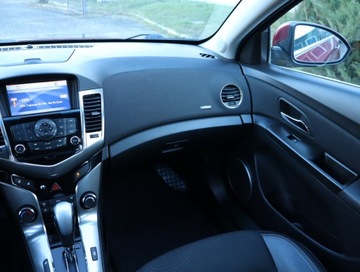 Chevrolet Cruze Hatchback 5d 2.0 VCDI 16V DOHC 163KM 2013 Chevrolet Cruze 2.0 VCDi, Salon Polska, zdjęcie 7