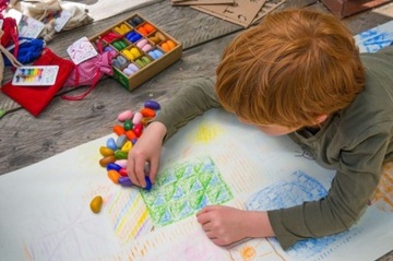 CRAYON ROCKS CRAYONS в коробке по 64 штуки, 16 цветов