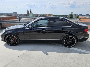 Mercedes Klasa C W204 Limuzyna 3.0 350 CDI BlueEFFICIENCY 231KM 2012 MERCEDES-BENZ KLASA C (W204) C 300 CDI 4-matic 231 KM, zdjęcie 1