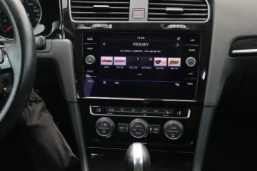 Volkswagen Golf VII Variant 1.4 TSI BlueMotion Technology 125KM 2017 VW Golf 1.4 TSI, Salon Polska, Automat, Klima, zdjęcie 12