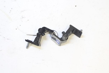 Seat Leon IV zawias drzwi lewy 8W0831403A