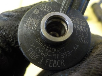 FIESTA MK7 B-MAX 1.5 TDCI 15R 75KM UGJC VSTŘIKOVAČE VSTŘIKOVACÍ TRYSKA 0445110489