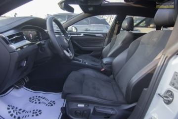 Volkswagen Arteon Fastback Facelifting 2.0 TSI 190KM 2022 Volkswagen Arteon R line / Matrixy / Kamera, zdjęcie 24