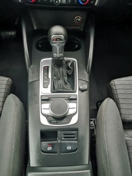 Audi A3 8V Hatchback 3d 2.0 TDI clean diesel 150KM 2016 Audi A3 Sportback 2.0TDI 150KM 2 x S-LINE, zdjęcie 18