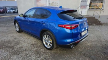Alfa Romeo Stelvio SUV 2.0 Turbo 280KM 2018 Alfa Romeo Stelvio 2,0 benzyna 280 KM automat 4x4 Salon Polska 100 tys km, zdjęcie 3