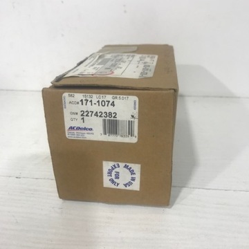 ORYGINALNE KLOCKI HAM PRZEDNIE ESCALADE 22742382