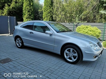Mercedes Klasa C W203 Coupe W203 1.8 (C 180 Kompressor) 143KM 2005 Mercedes C 180 1.8Compresor 143KM Klimatronic Alu, zdjęcie 3