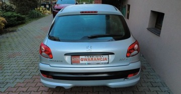 Peugeot 206 Hatchback 5d + 1.4 75KM 2010 Peugeot 206 plus Peugeot 206 plus 206 1.4 Presence 1.4 Benzyna 75KM, zdjęcie 11